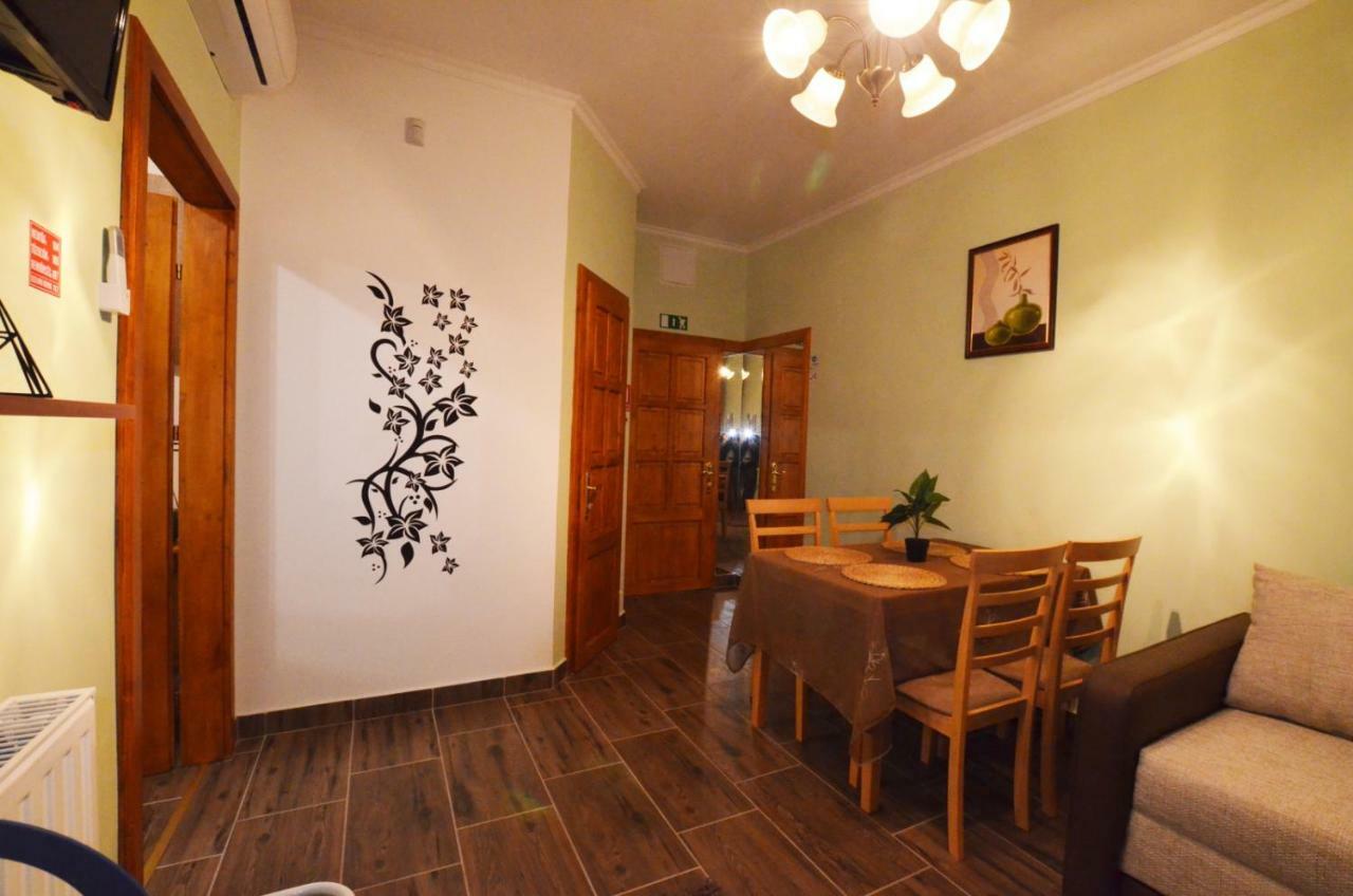 Bathory Apartman Daire Eğri Dış mekan fotoğraf