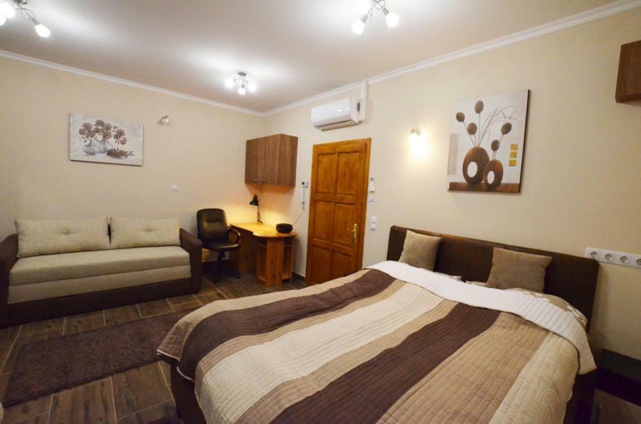 Bathory Apartman Daire Eğri Dış mekan fotoğraf