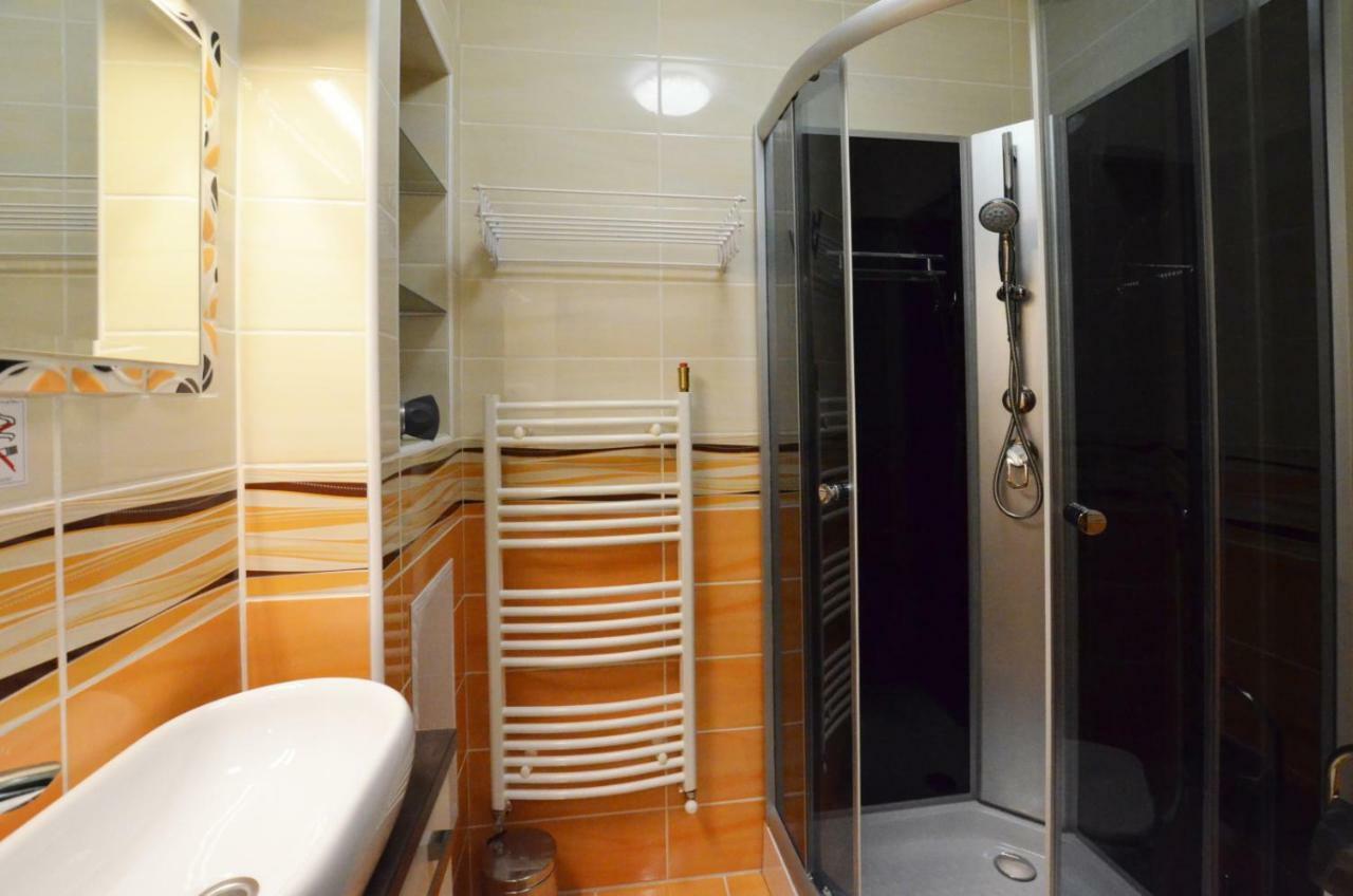 Bathory Apartman Daire Eğri Dış mekan fotoğraf