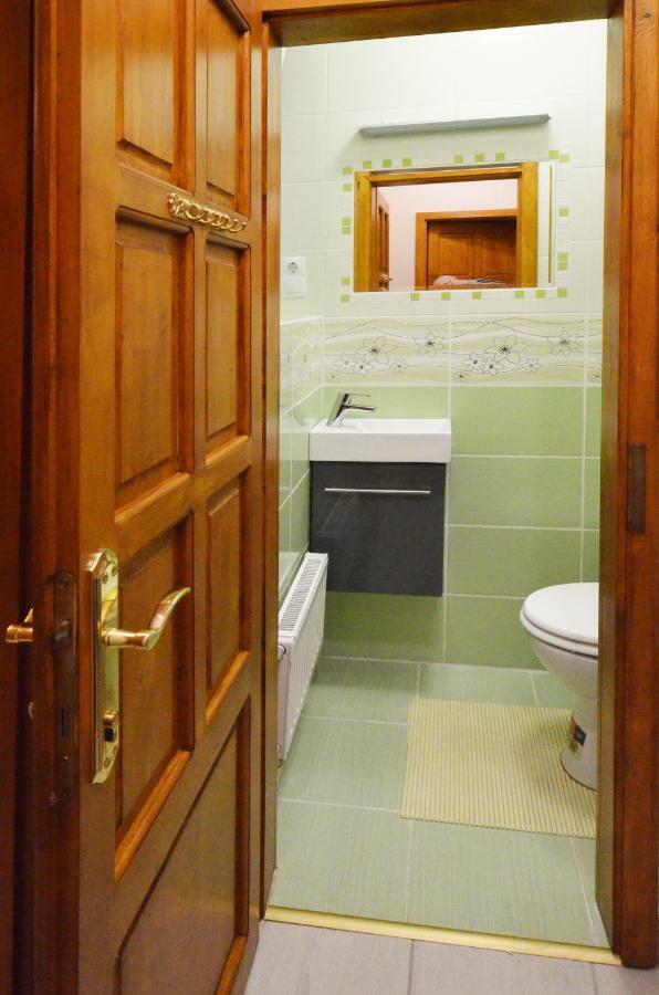 Bathory Apartman Daire Eğri Dış mekan fotoğraf